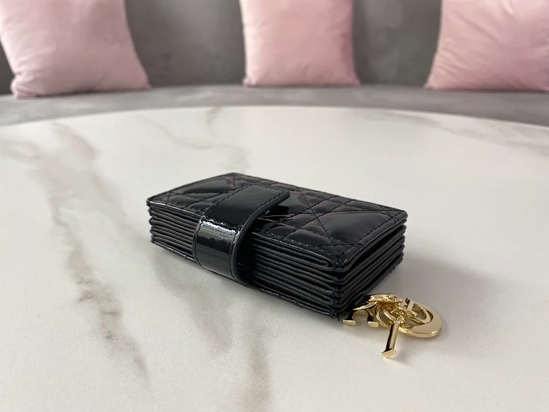 디올 레이디 5-포켓 카드 지갑 블랙