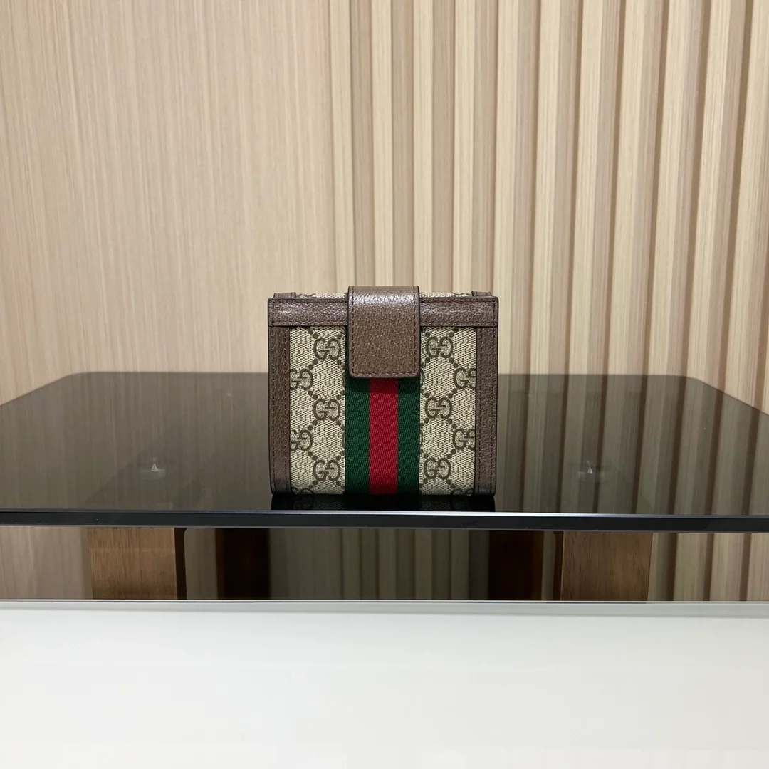 구찌 오피디아 GG 수프림 지갑