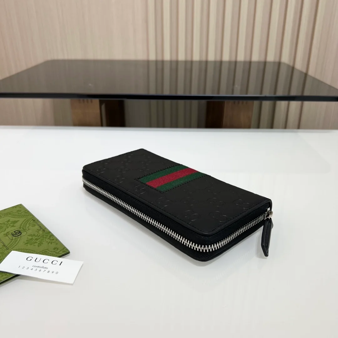 구찌 시그니처 웹 삼선 씨마 장지갑