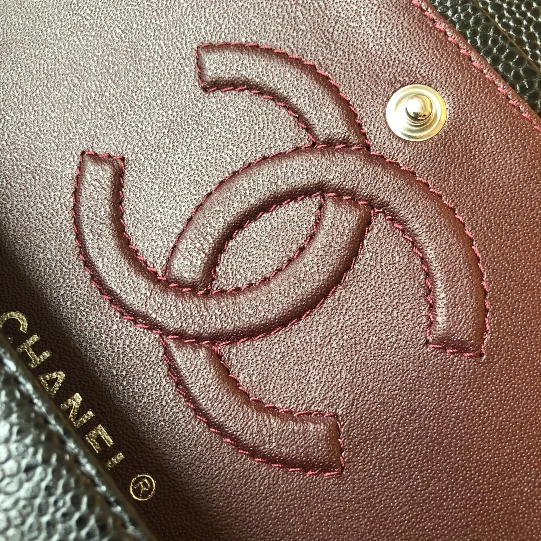 샤넬 클래식 미디움 캐비어 블랙 실버