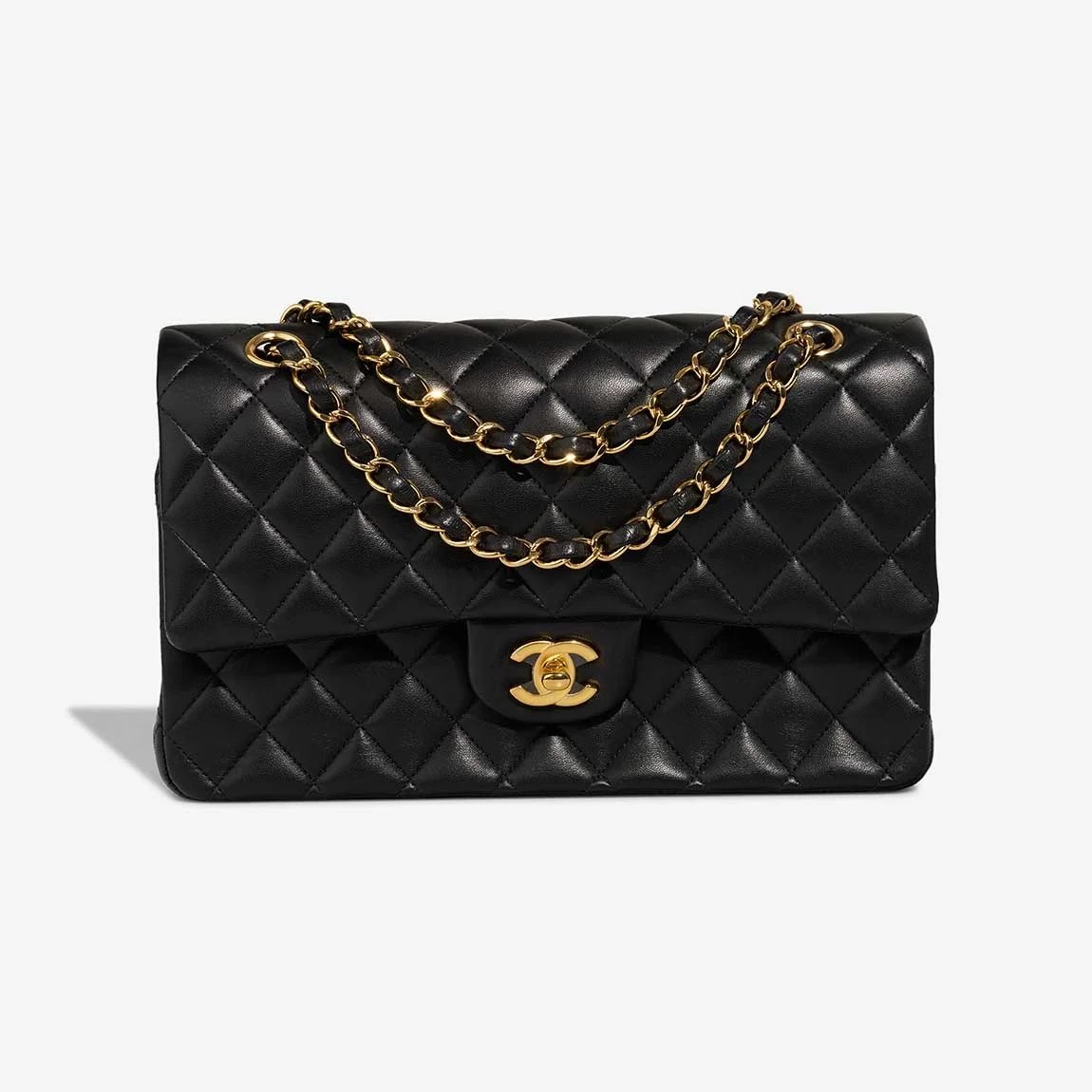 샤넬 클래식 미디움 램스킨 블랙 골드