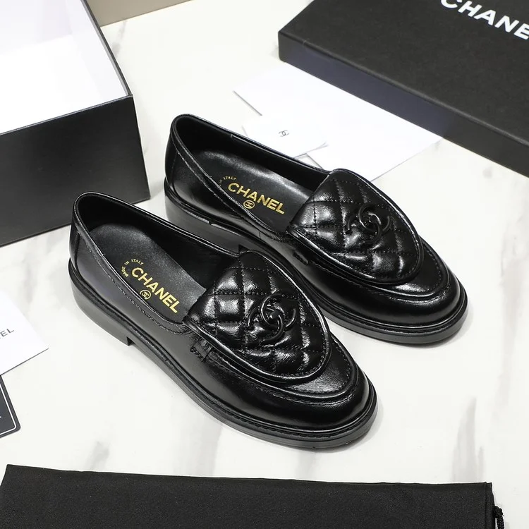 샤넬 턴락 로퍼 블랙 퀼팅