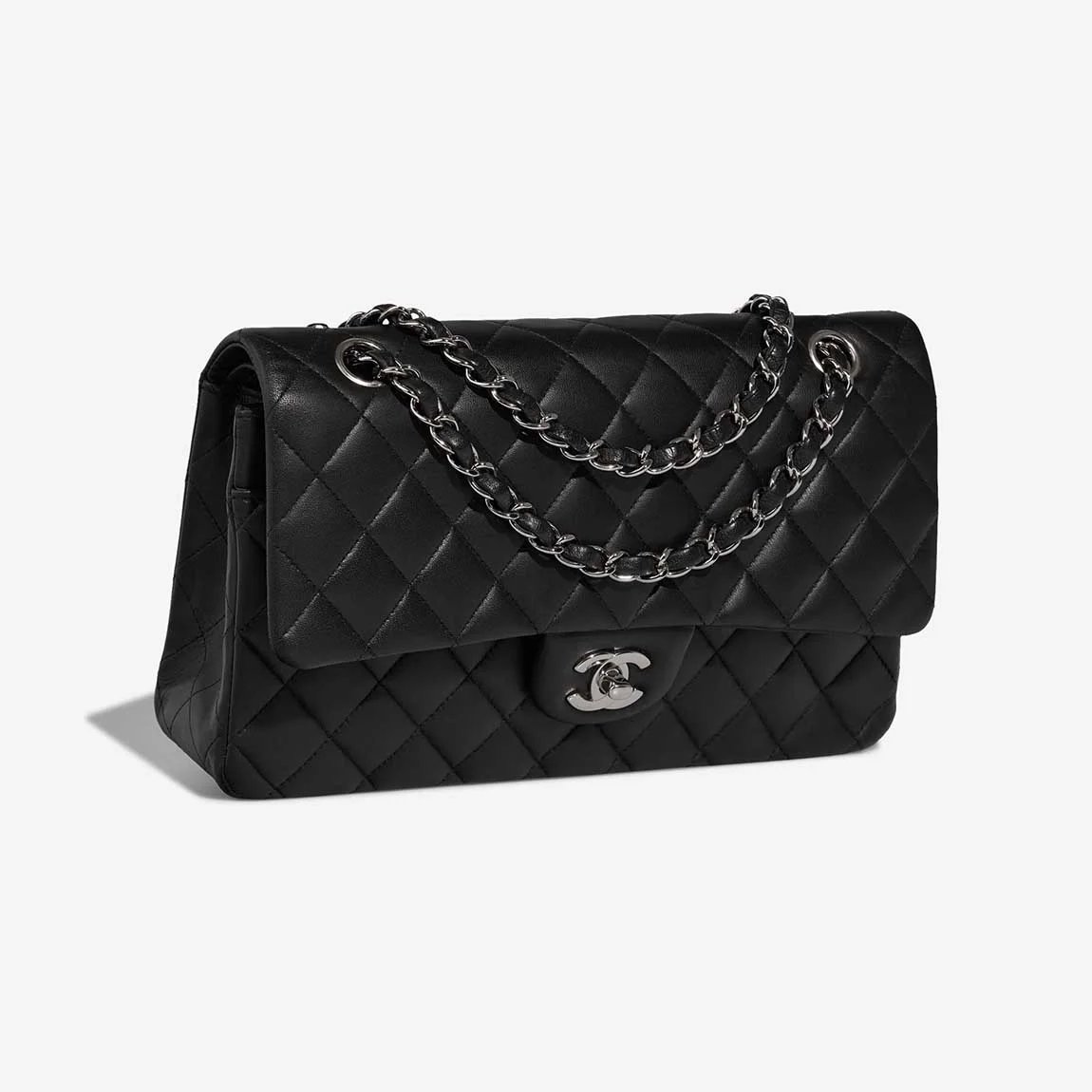 샤넬 클래식 미디움 램스킨 블랙 실버