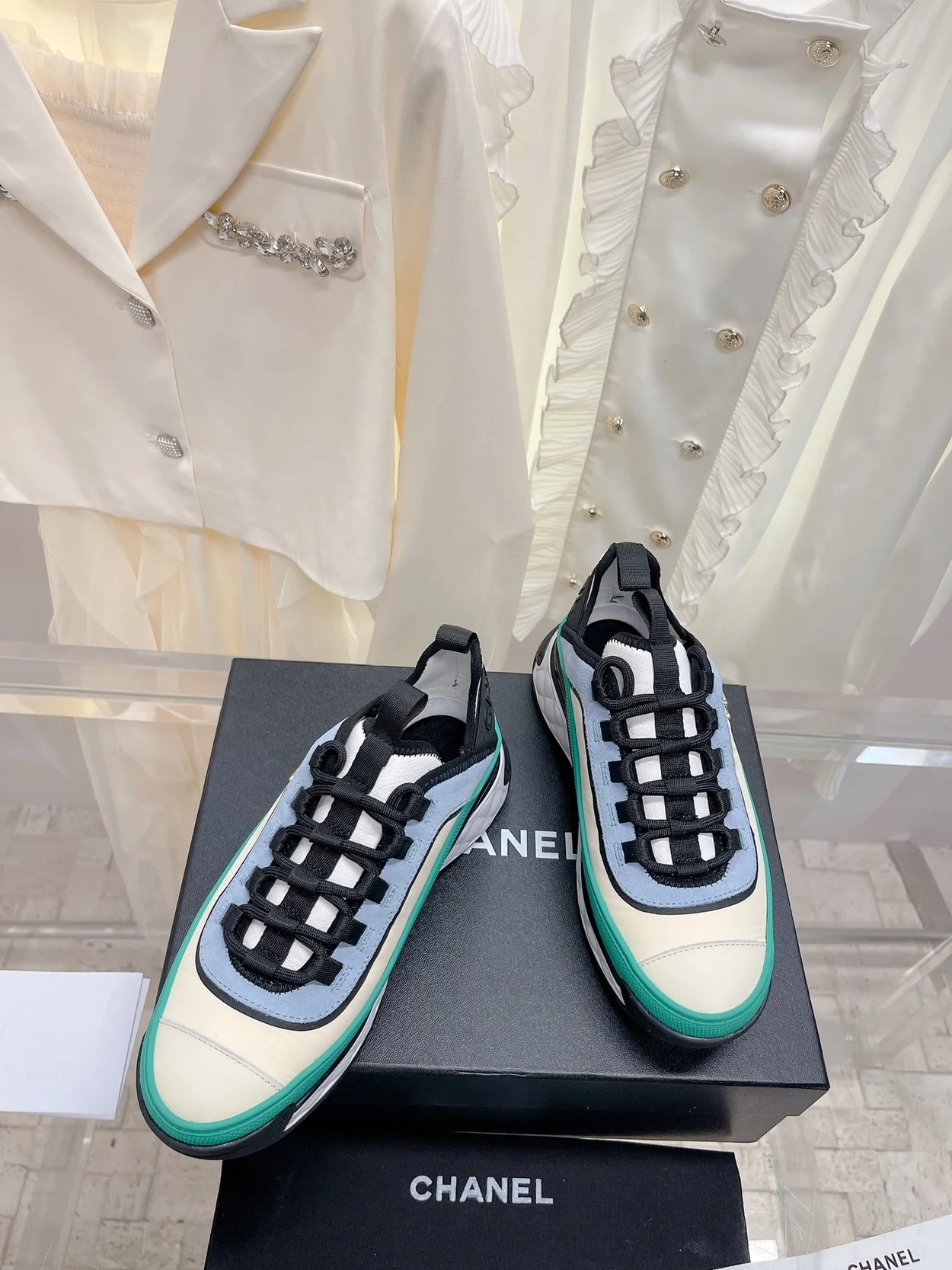 샤넬 믹스드파이버 카프스킨 아이보리