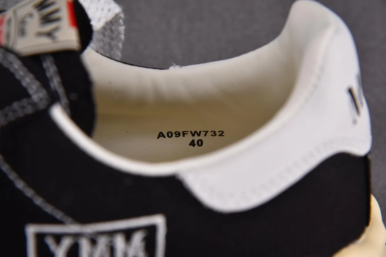 미하라 야스히로 블레이키 블랙 스니커즈