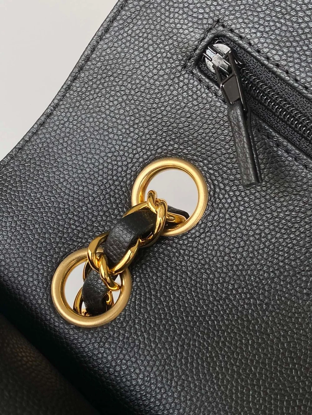 샤넬 클래식 스몰 캐비어 블랙 골드