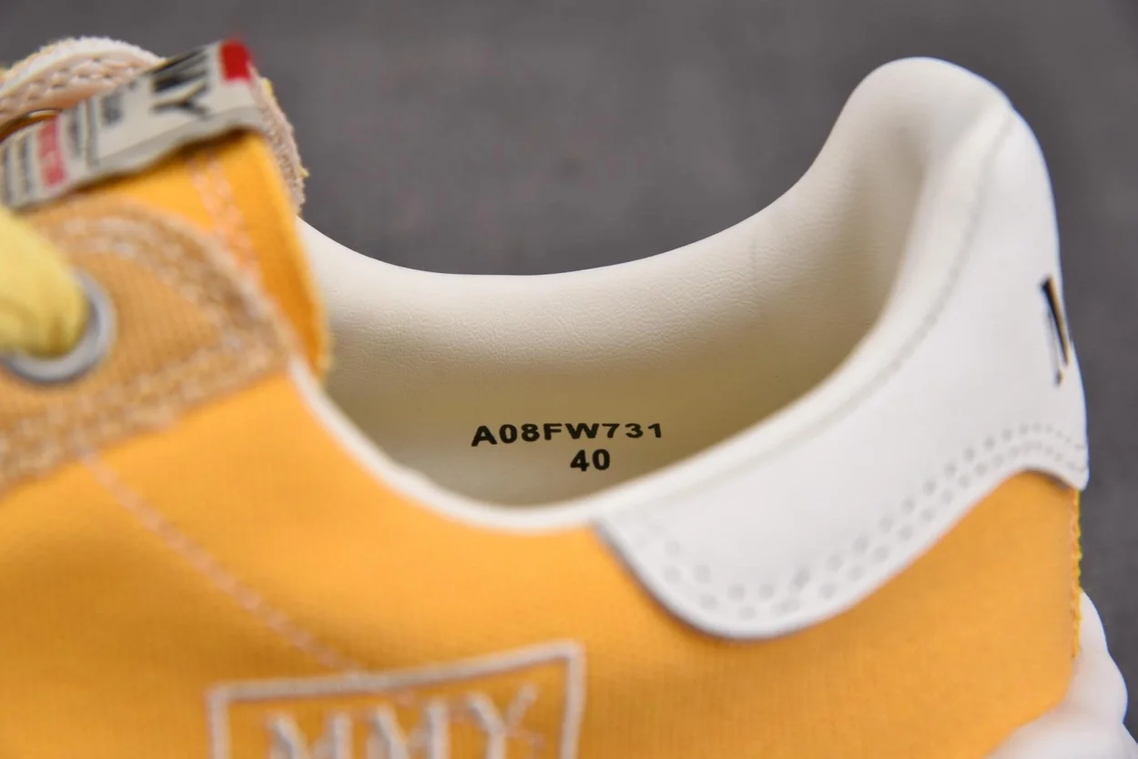 미하라 야스히로 블레이키 OG 솔 레더 옐로우