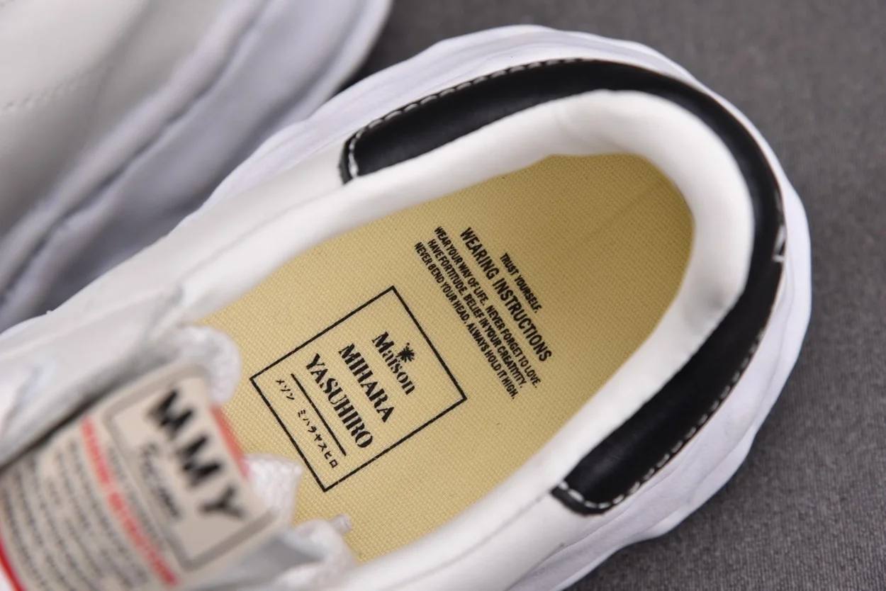 미하라 야스히로 블레이키 OG 솔 레더 화이트