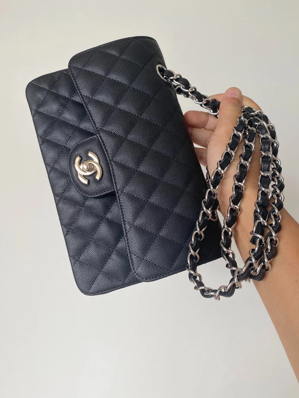 샤넬 클래식 스몰 캐비어 블랙 실버