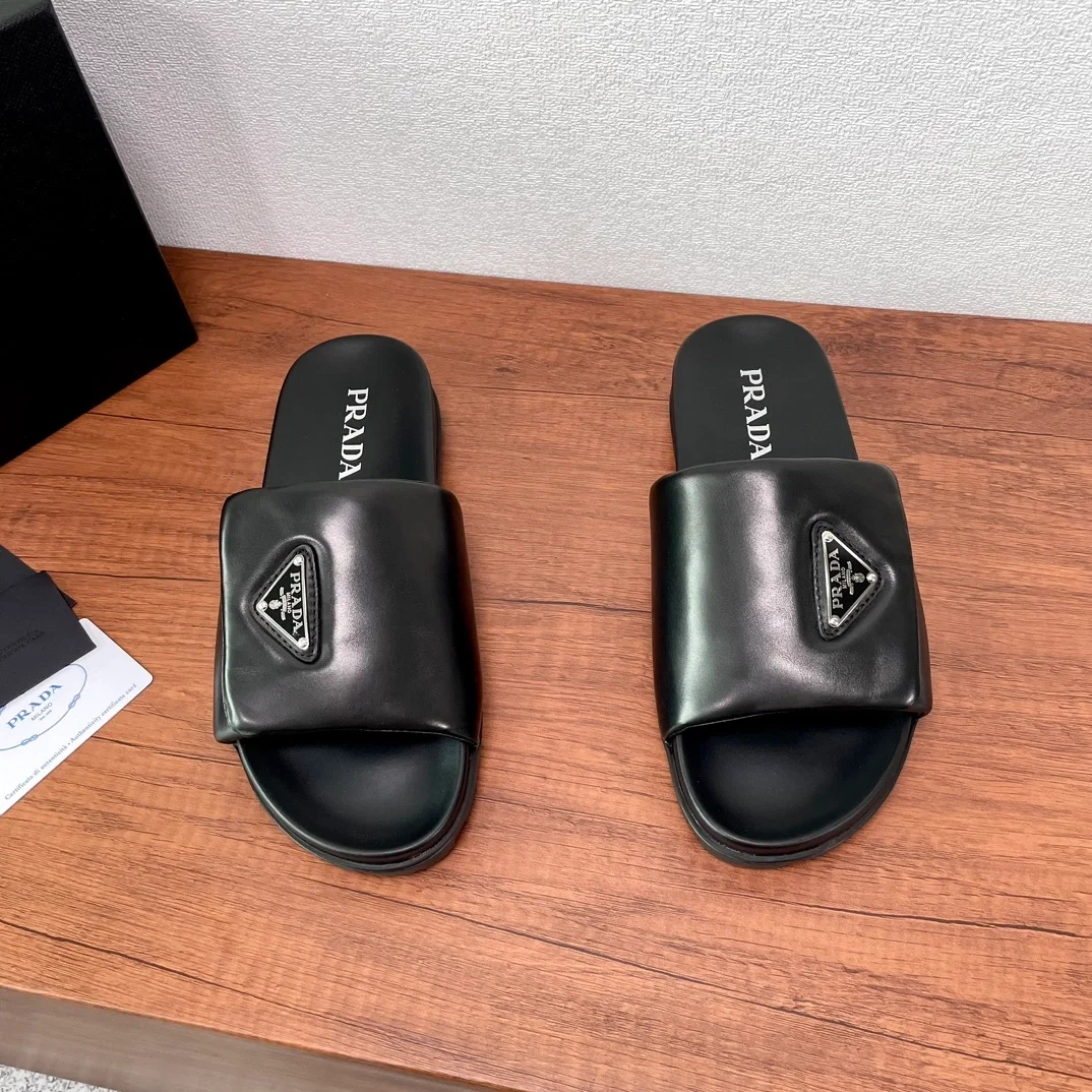 프라다 소프트 패딩 20mm 슬라이드 샌들