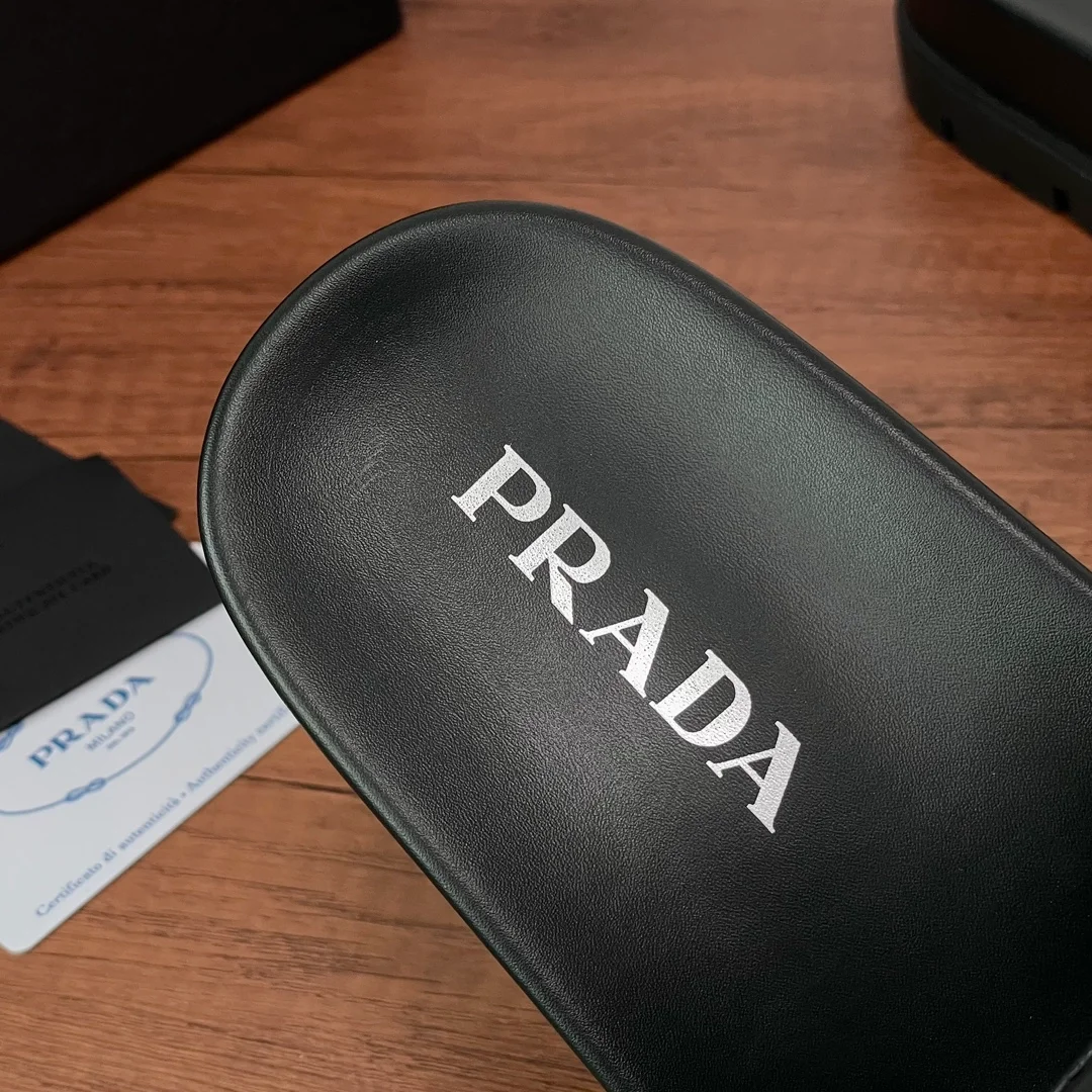 프라다 소프트 패딩 20mm 슬라이드 샌들