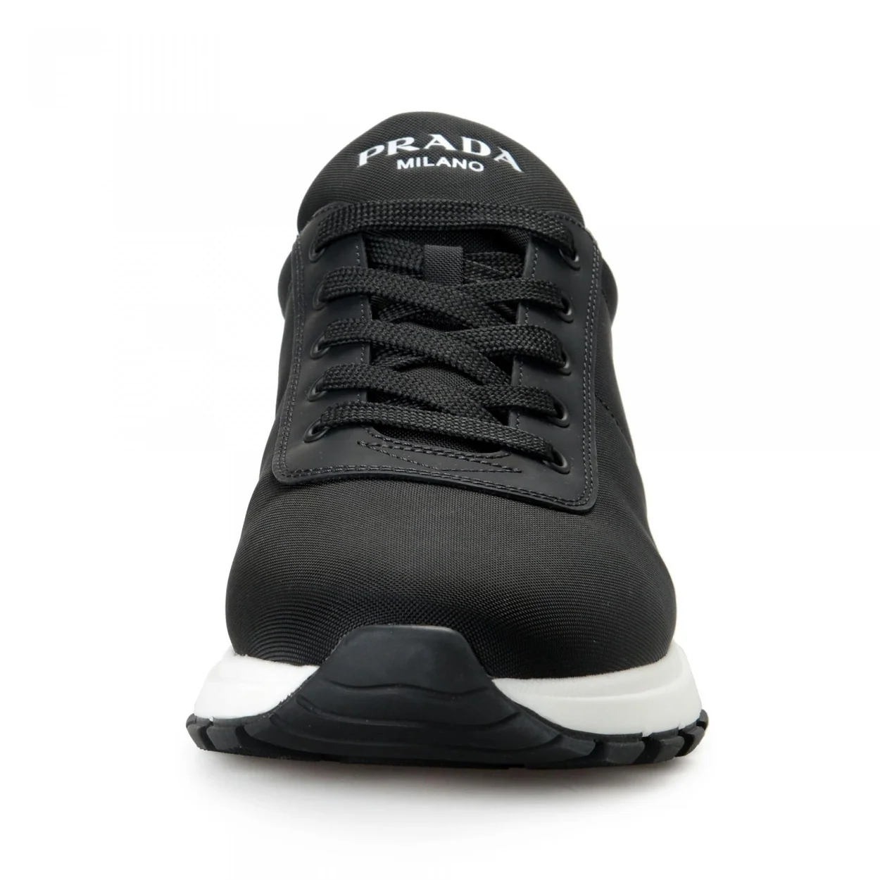 프라다 캔버스 스니커즈 블랙