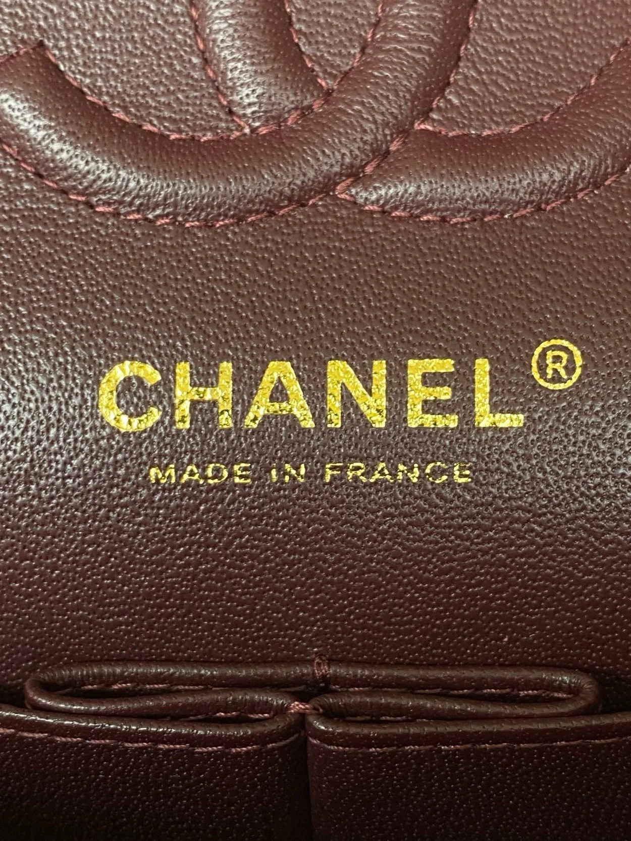 샤넬 클래식 스몰 램스킨 블랙 골드