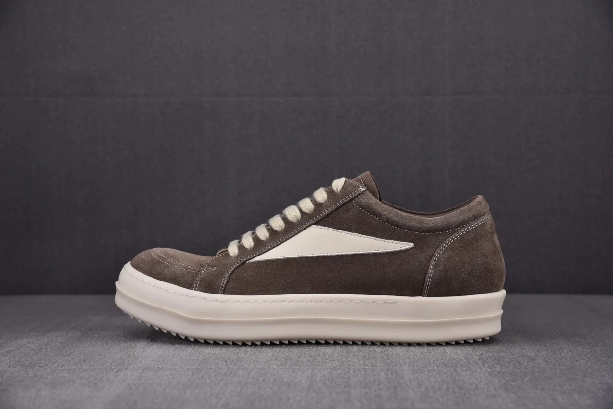 릭오웬스 스웨이드 빈티지 스니커즈 더스트