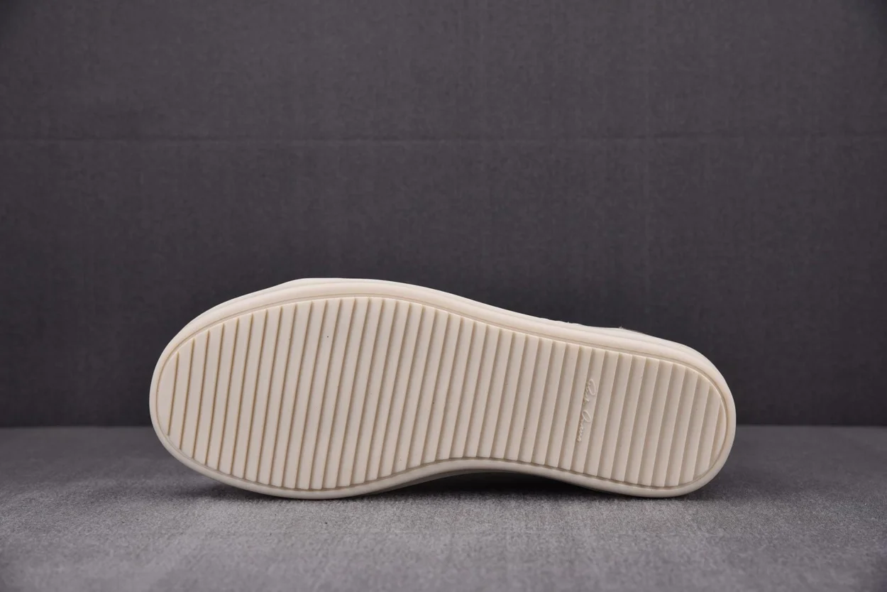 릭오웬스 스웨이드 빈티지 스니커즈 더스트