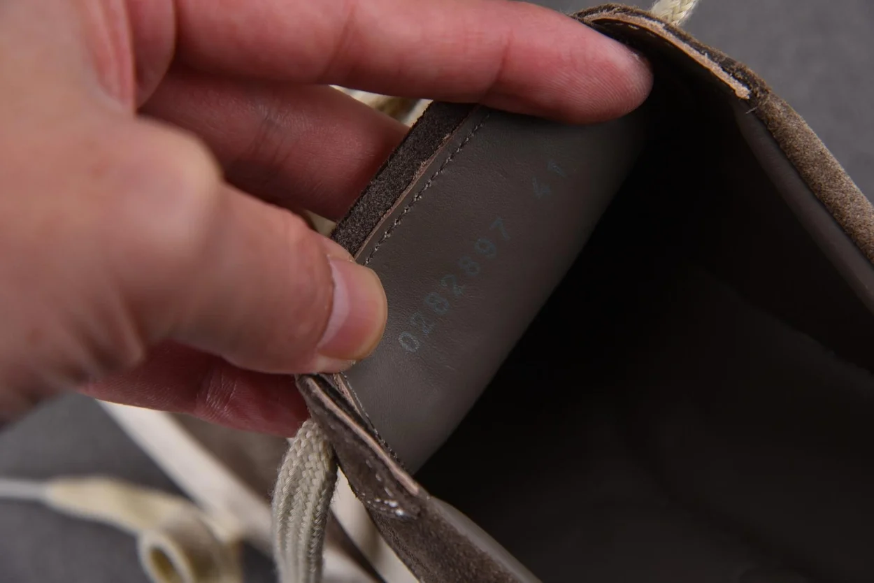 릭오웬스 스웨이드 빈티지 스니커즈 더스트