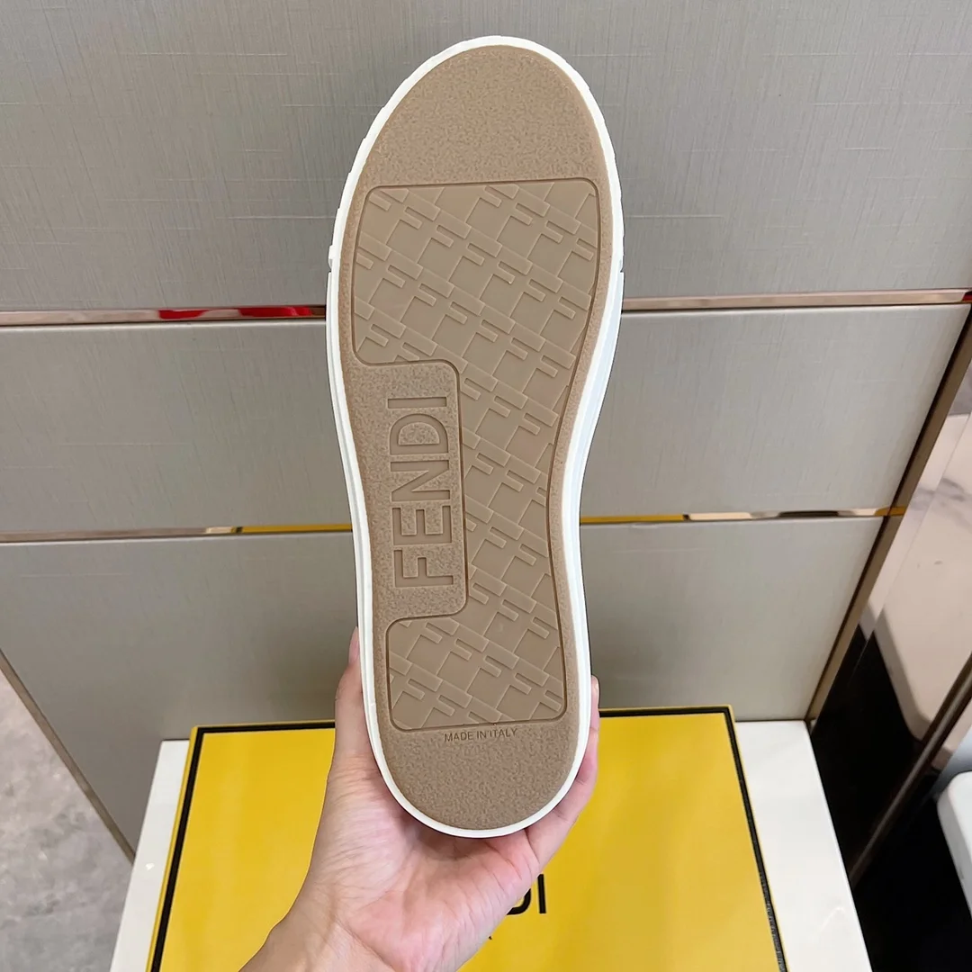 펜디 도미노 브라운 스니커즈