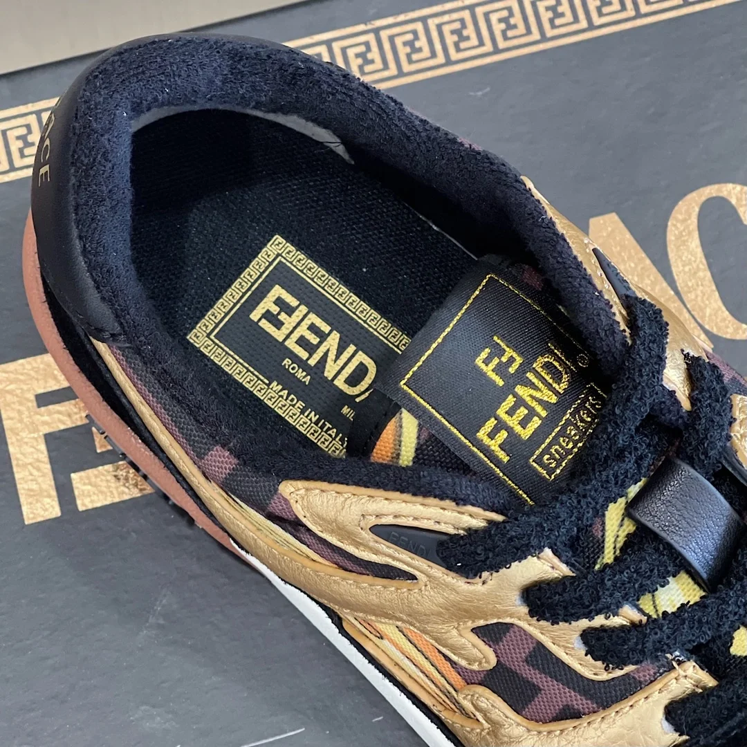 펜디 x 베르사체 스웨이드 매치 로우탑 스니커즈