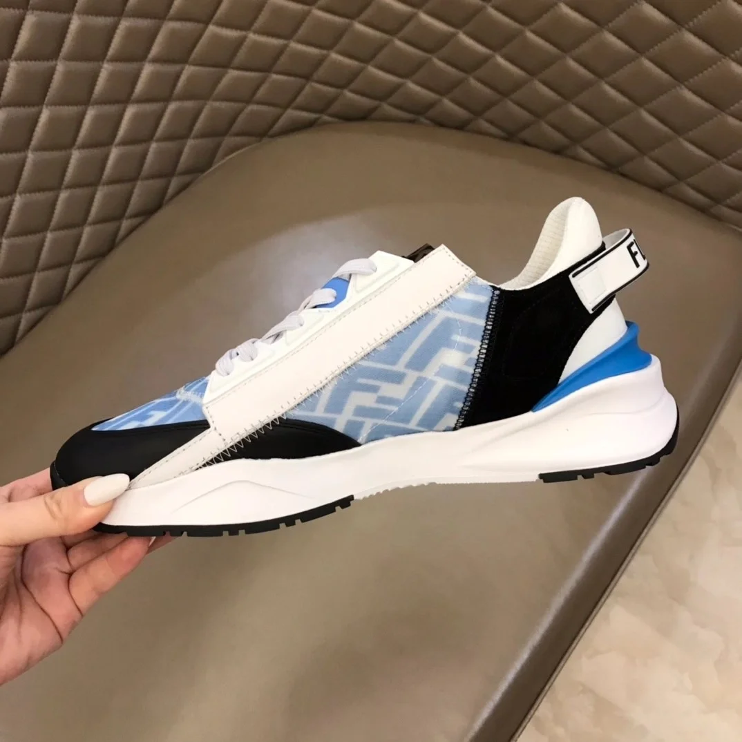 펜디 플로우 라이트 블루 로우탑 스니커즈