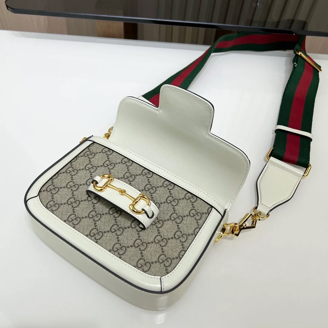 구찌 홀스빗 1955 미니 크로스 백 화이트