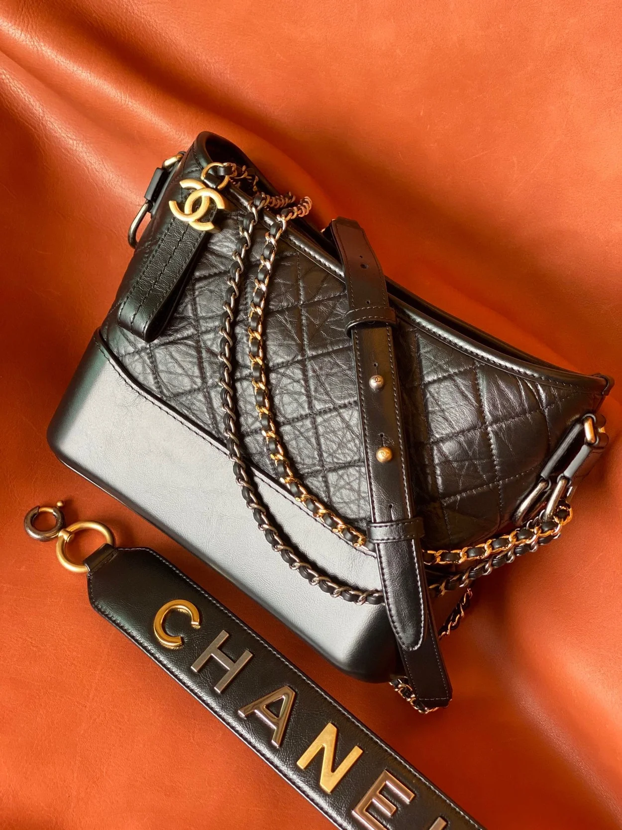 샤넬 가브리엘 호보백 미디움