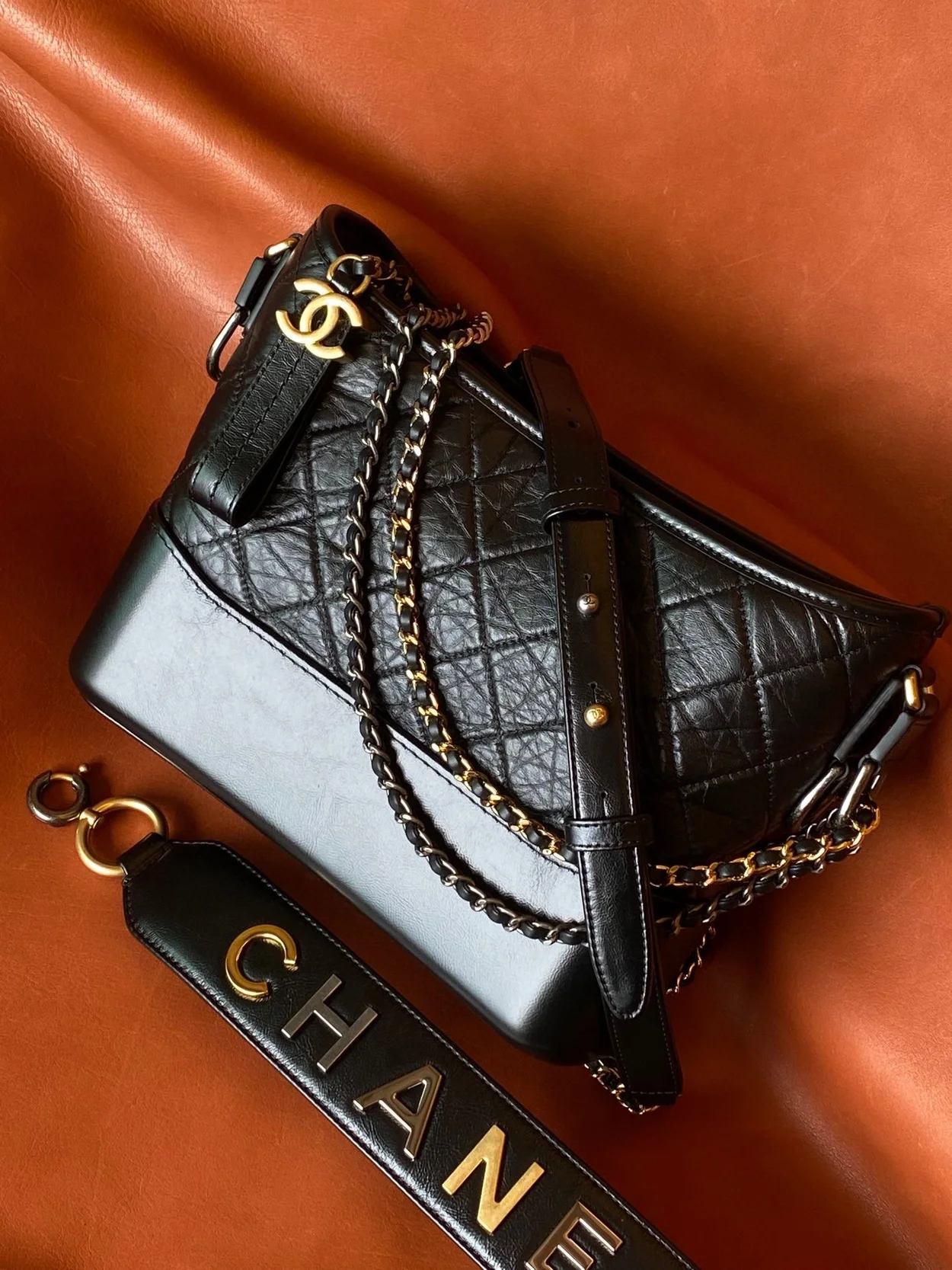 샤넬 가브리엘 호보백 미디움