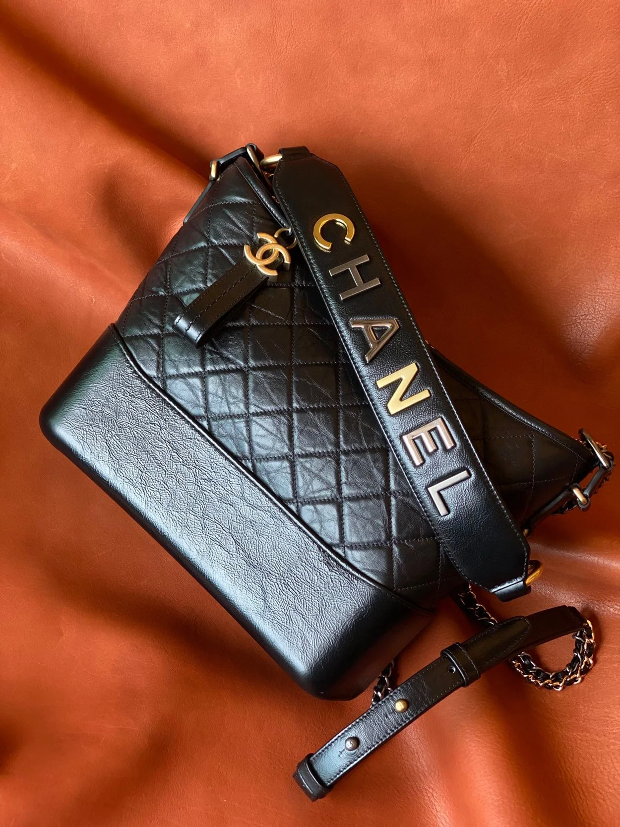 샤넬 가브리엘 호보백 미디움