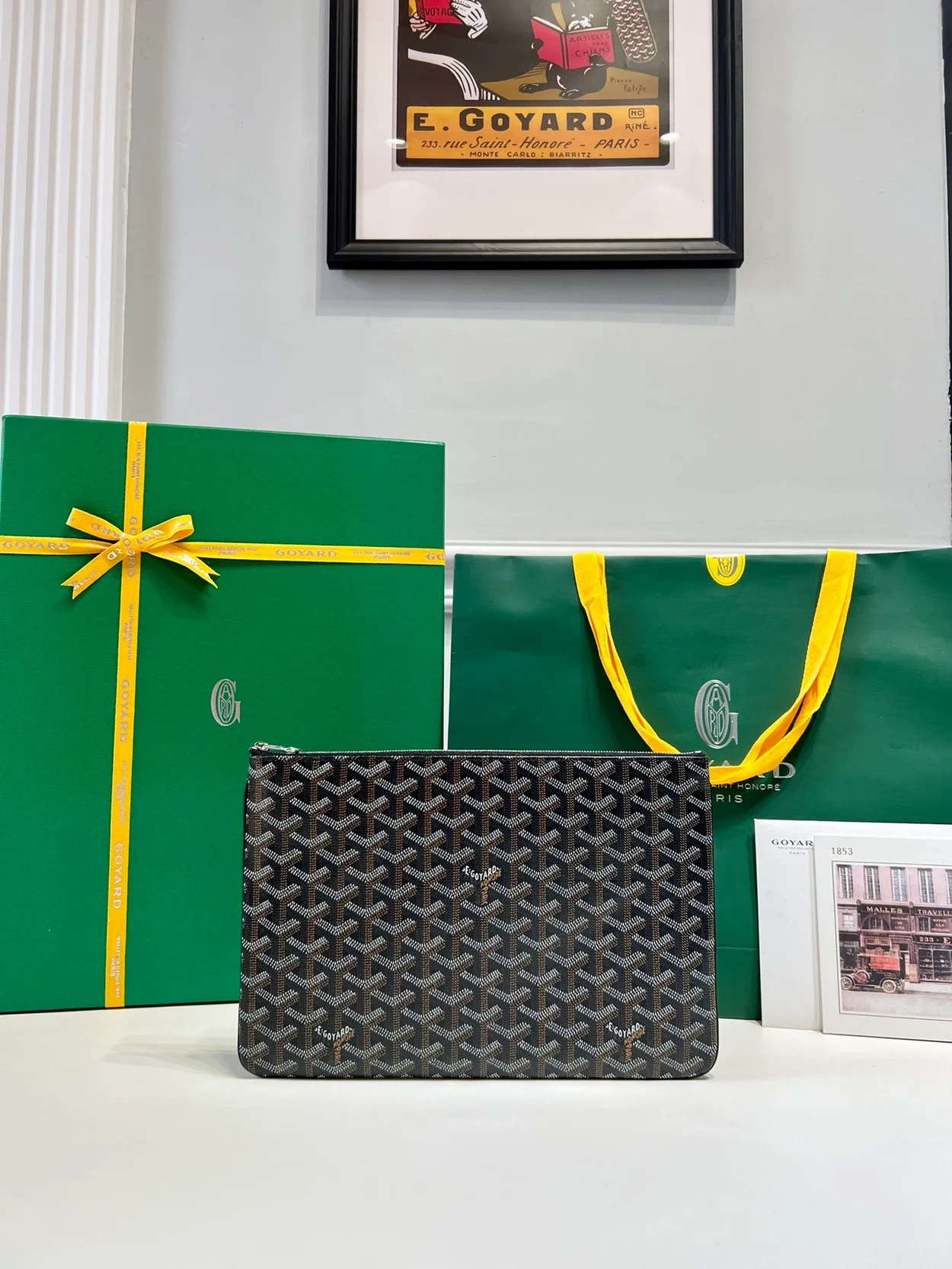 고야드 세나 클러치 MM 블랙