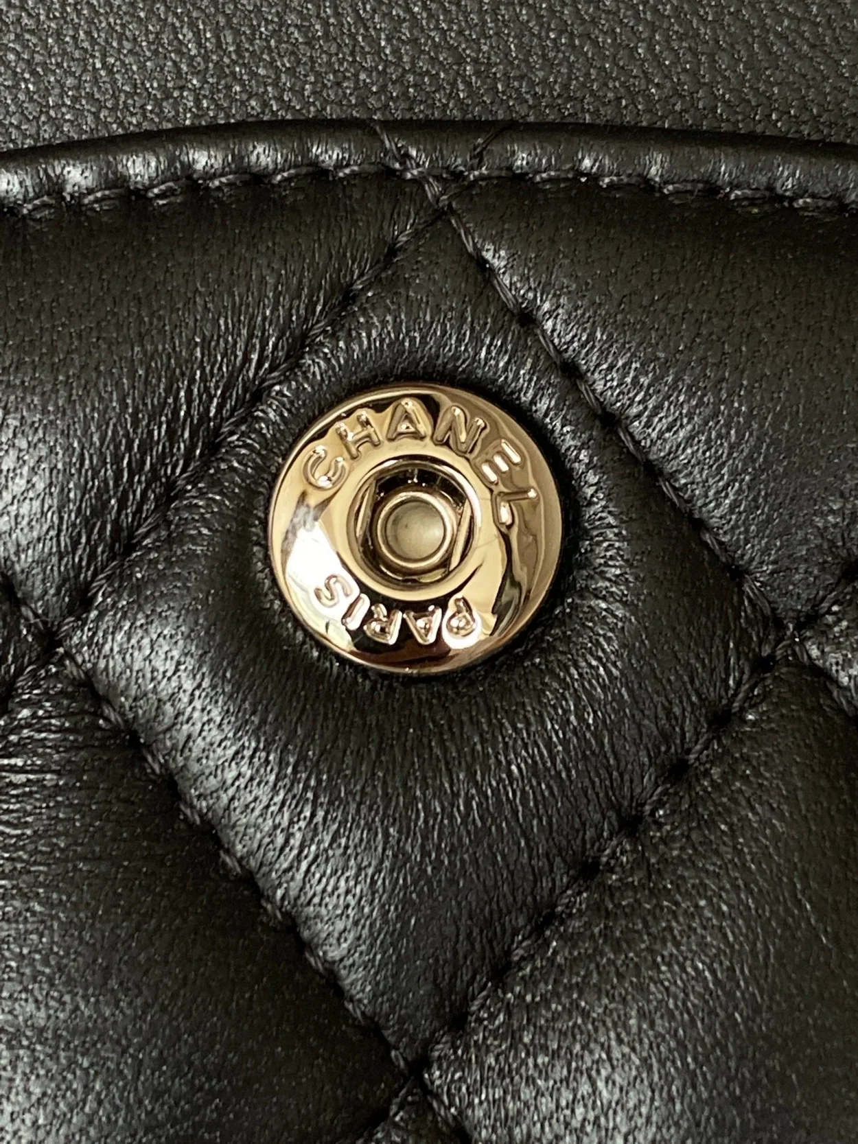 샤넬 클래식 스몰 램스킨 블랙 실버
