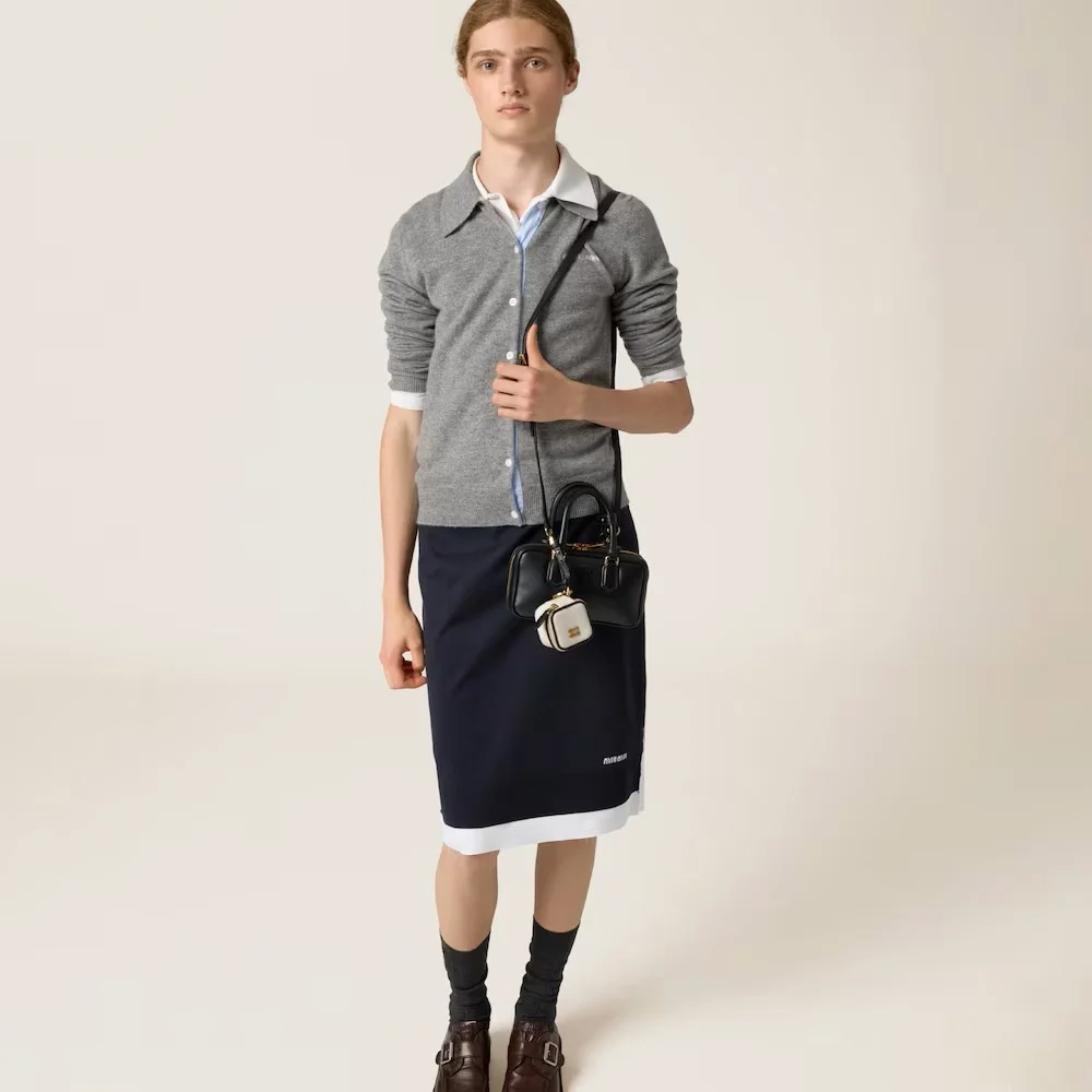 미우미우 미니 아르카디 가죽백 블랙