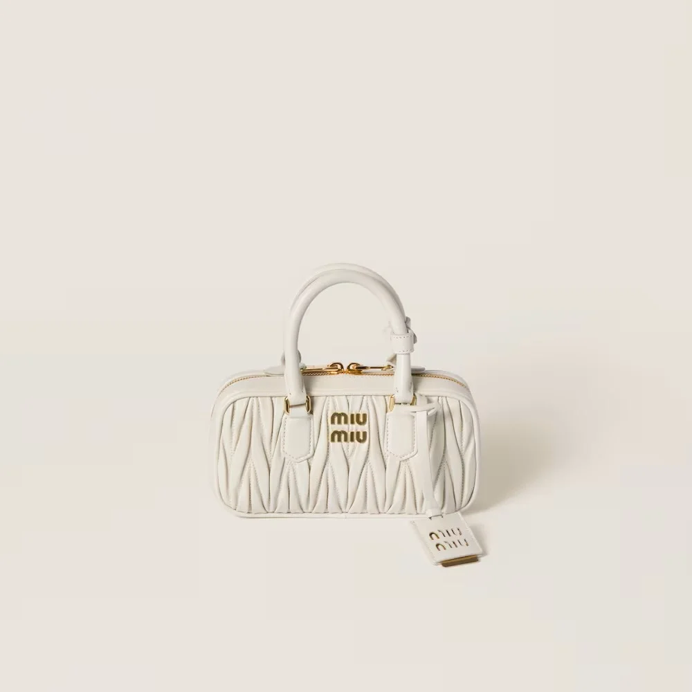 미우미우 미니 아르카디 마테라쎄 나파 가죽백 화이트
