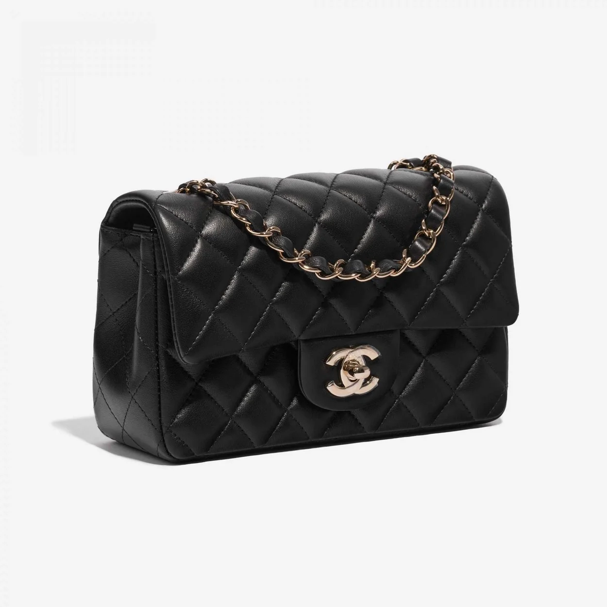 샤넬 클래식 미니 램스킨 블랙 골드