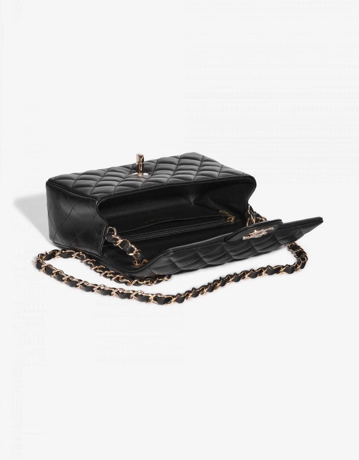 샤넬 클래식 미니 램스킨 블랙 골드