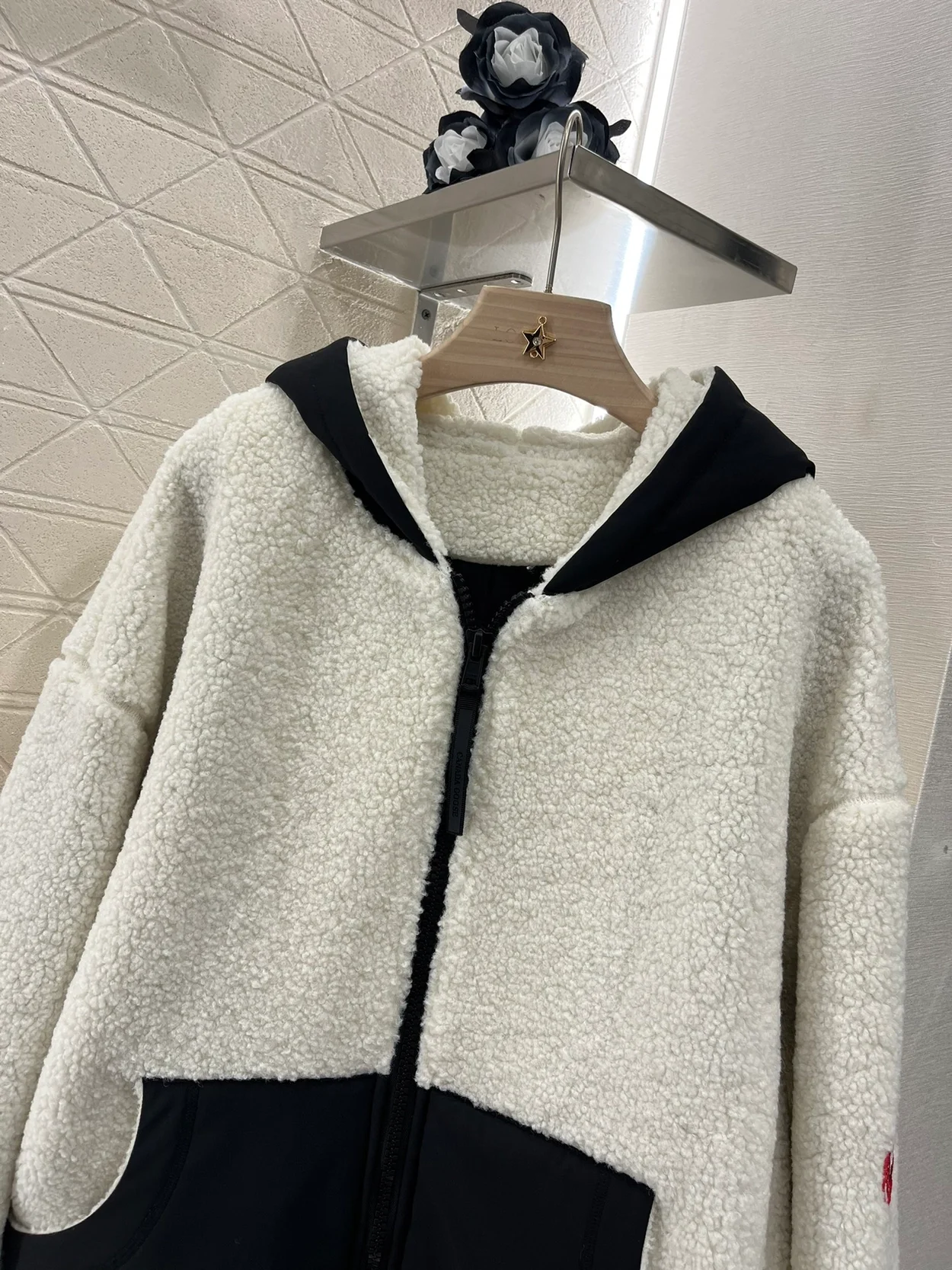 캐나다구스 오버사이즈 플리스 후디 아이보리