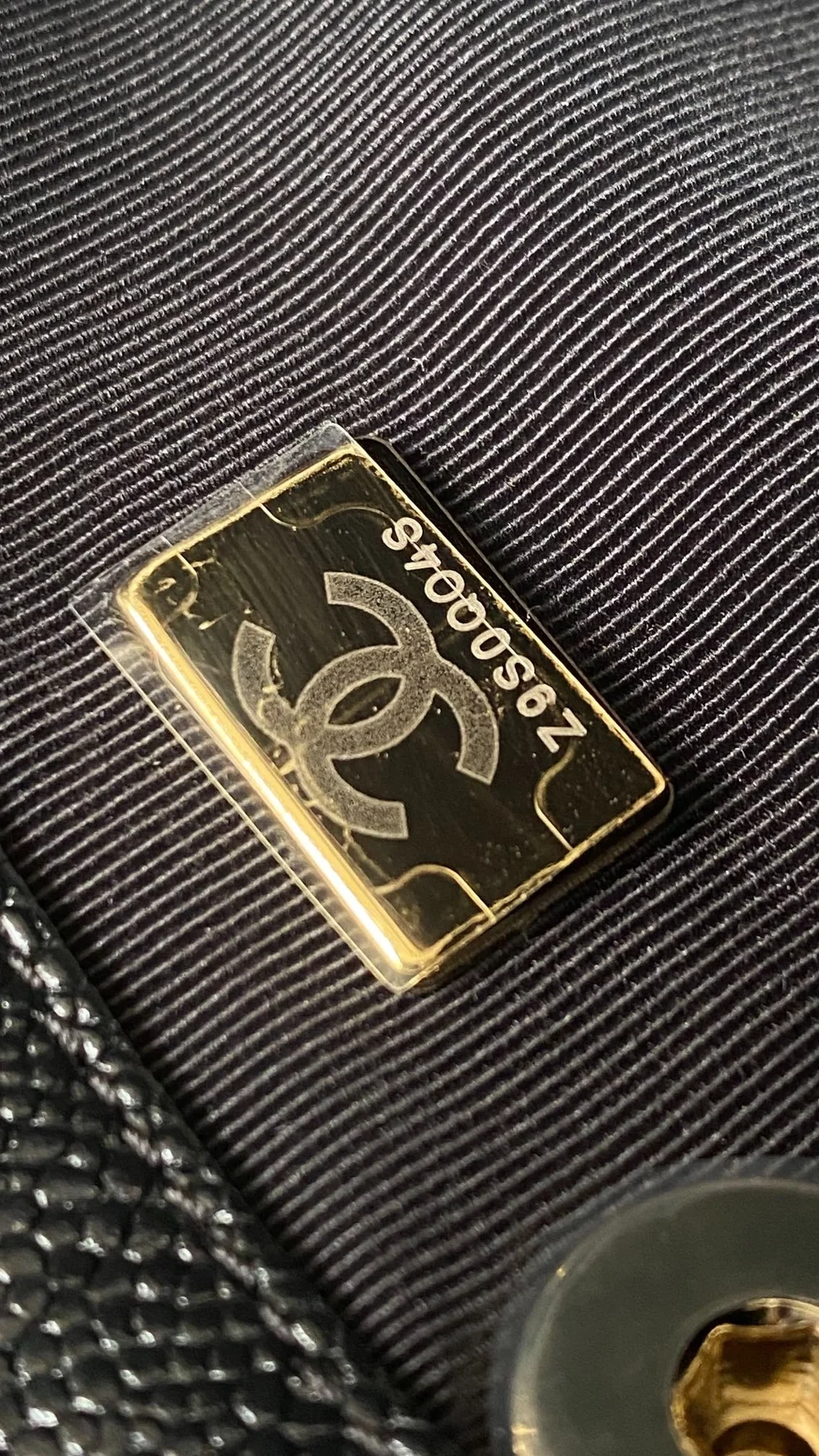 샤넬 23P 투 포켓 듀마 백팩 스몰 캐비어 블랙