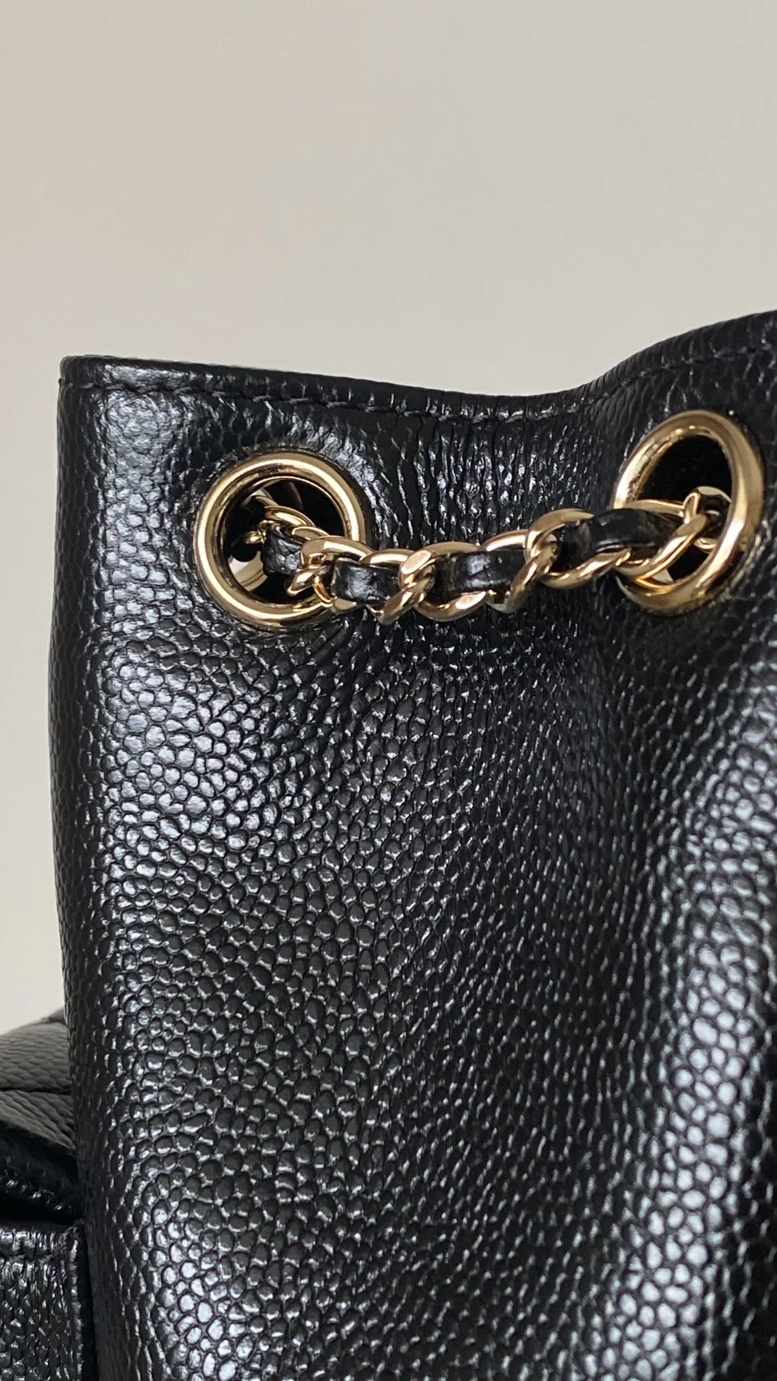 샤넬 23P 투 포켓 듀마 백팩 스몰 캐비어 블랙