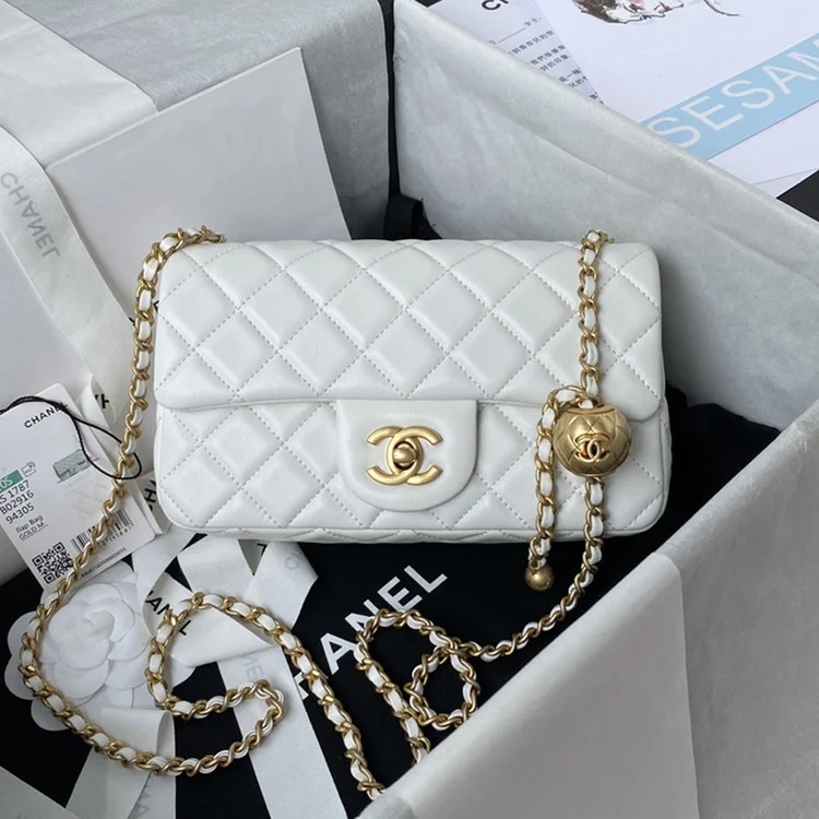 샤넬 클래식 골드 뉴미니 골든볼 AS1787