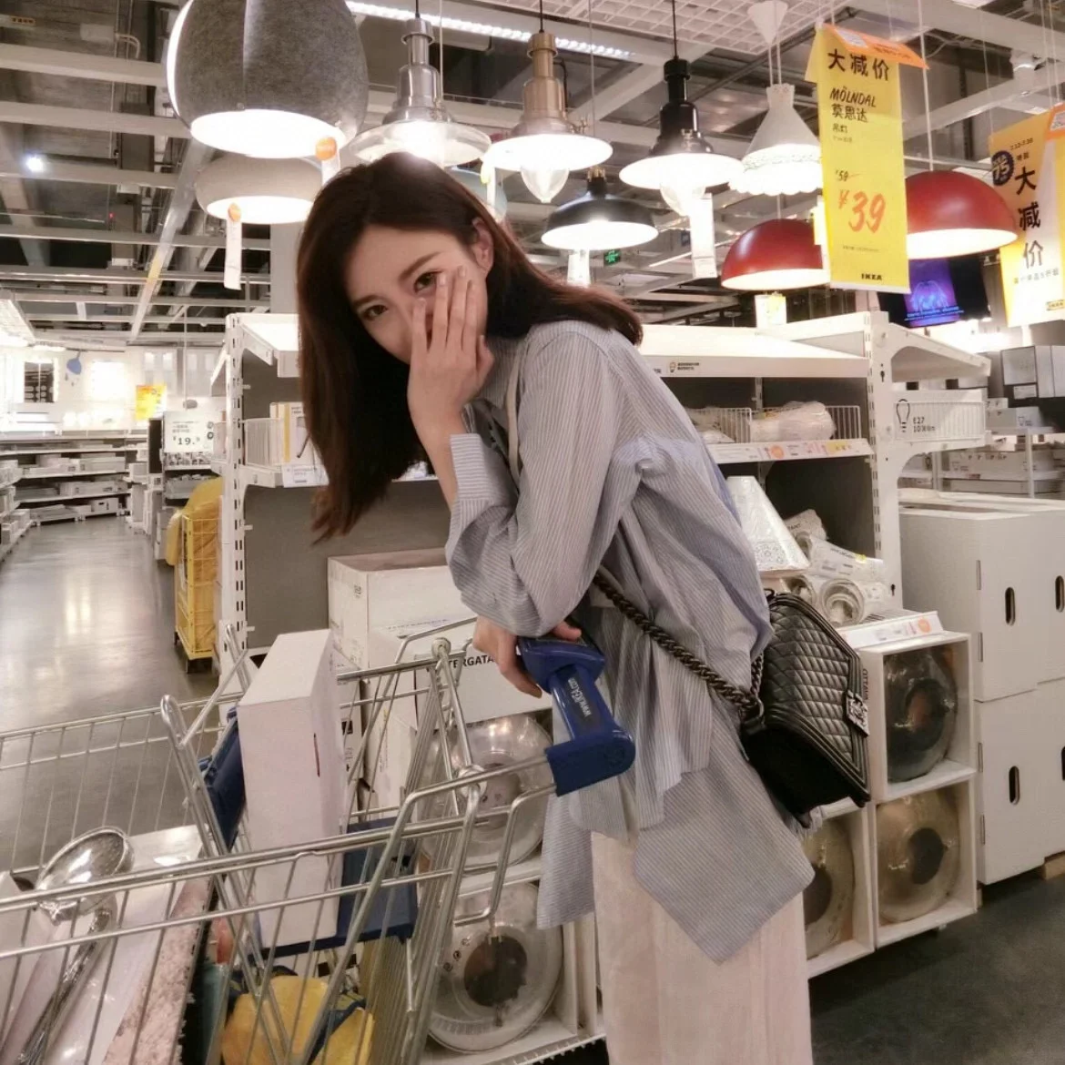 샤넬 보이백 미디움 캐비어 블랙 빈티지 실버