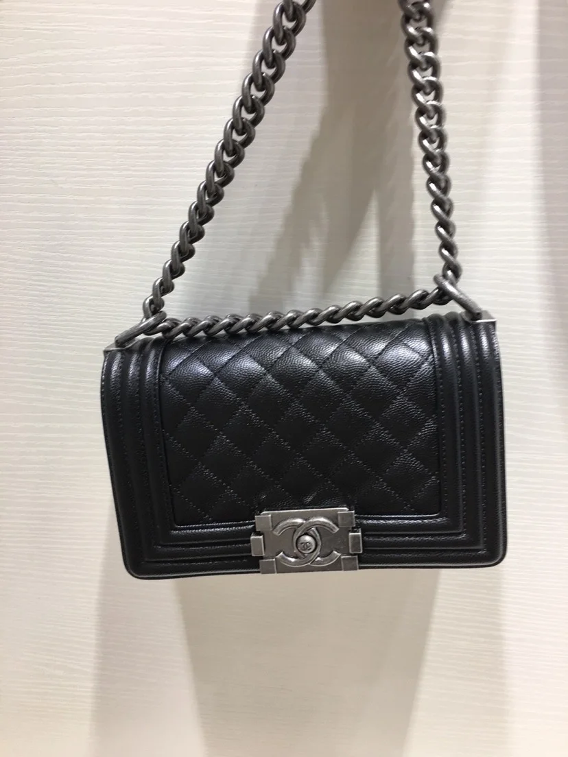 샤넬 보이백 스몰 캐비어 블랙 빈티지 실버