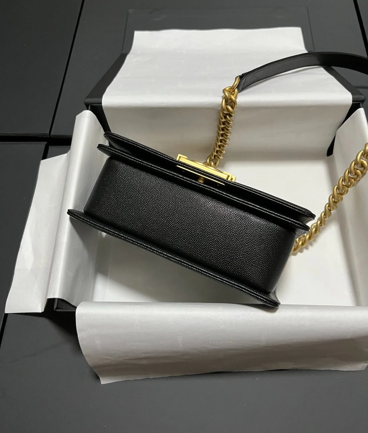 샤넬 보이백 스몰 캐비어 블랙 빈티지 골드