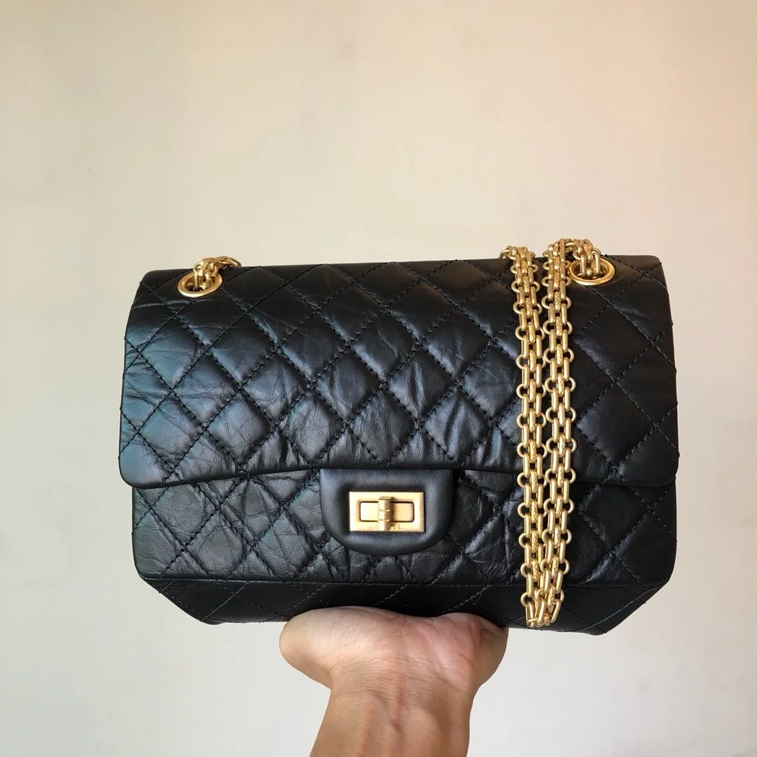 샤넬 2.55 빈티지 미디움 플랩백 블랙 빈티지 골드