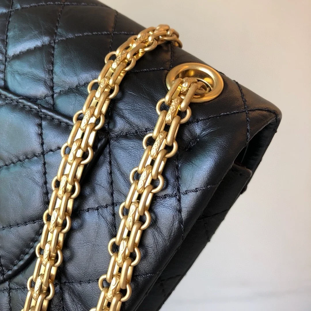 샤넬 2.55 빈티지 미디움 플랩백 블랙 빈티지 골드