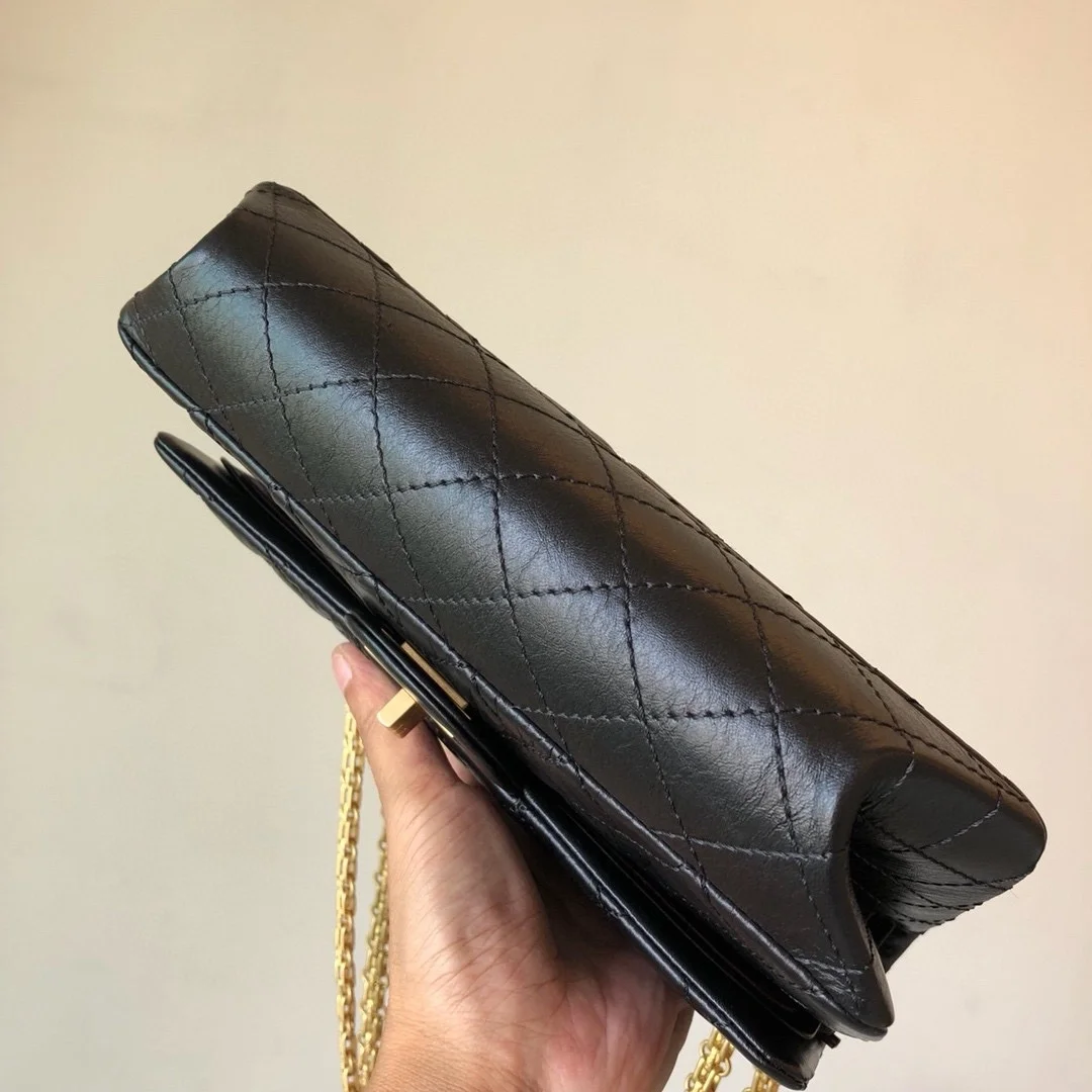 샤넬 2.55 빈티지 미디움 플랩백 블랙 빈티지 골드