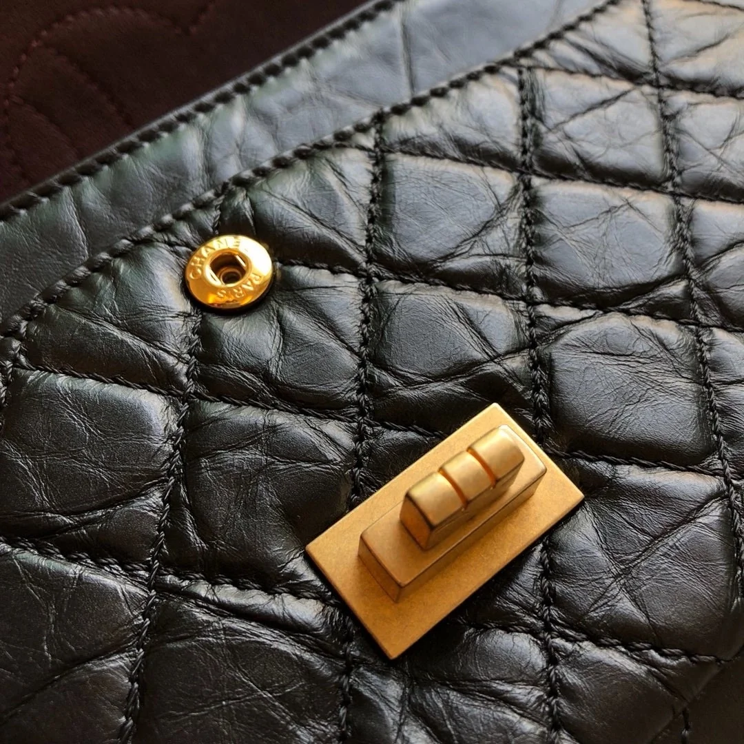 샤넬 2.55 빈티지 미디움 플랩백 블랙 빈티지 골드