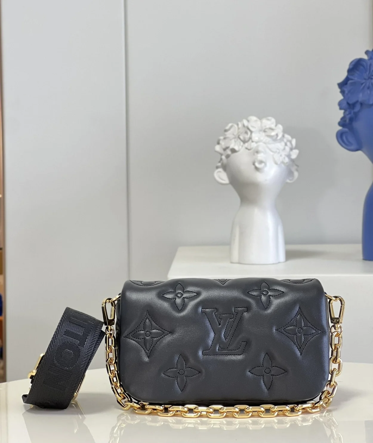 루이비통 월렛 온 스트랩 M81398