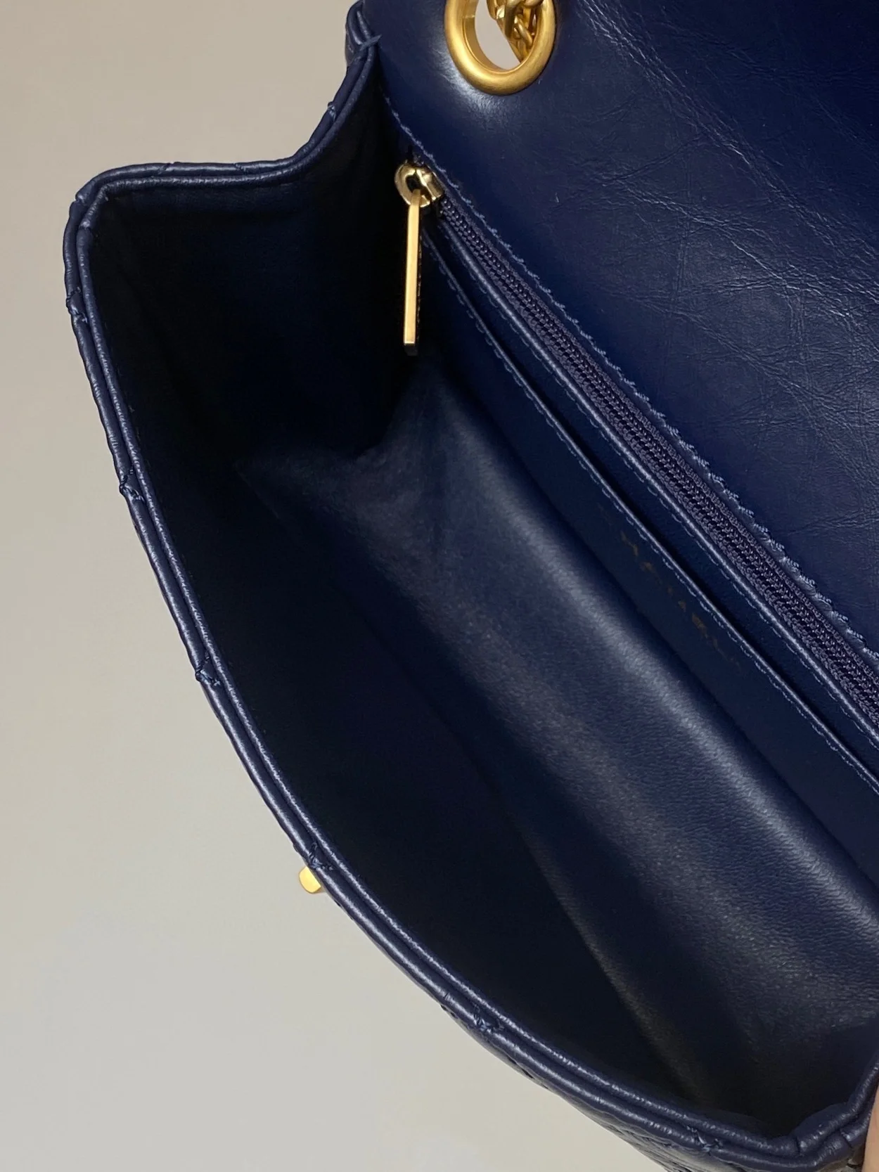 샤넬 2.55 빈티지 미니 플랩백 딥블루 골드