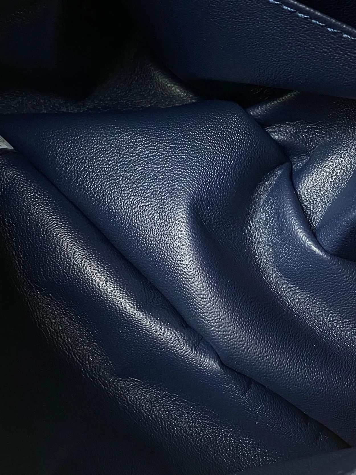 샤넬 2.55 빈티지 미니 플랩백 딥블루 골드