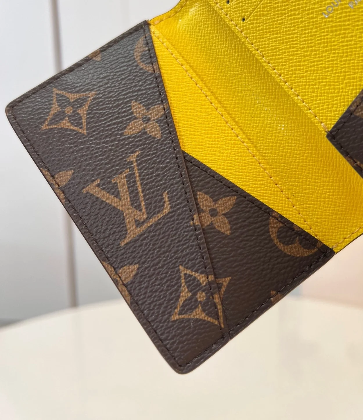 루이비통 포켓 오거나이저 M82955