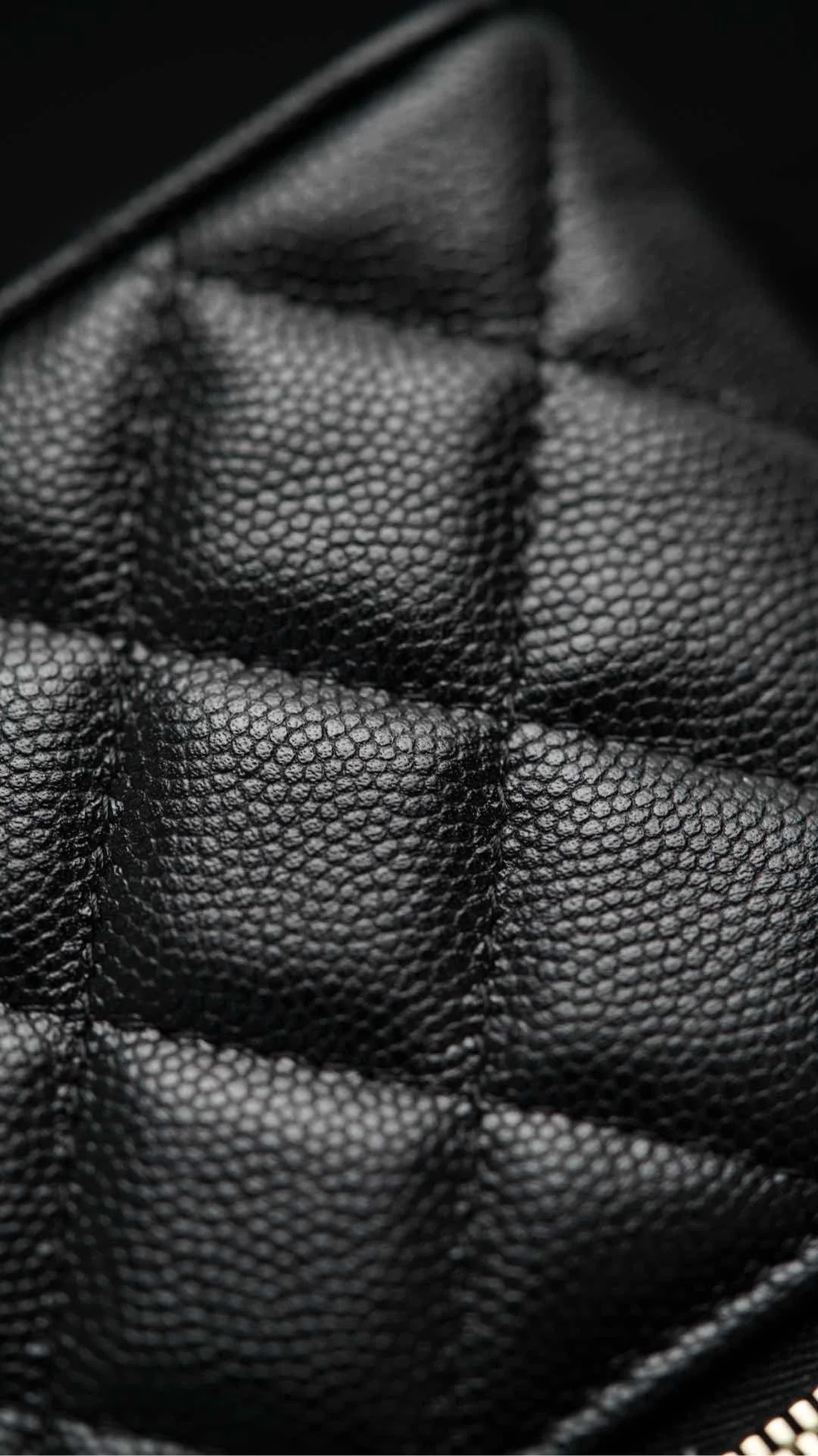 샤넬 탑핸들 캐비어 블랙 샴페인 골드 베니티백