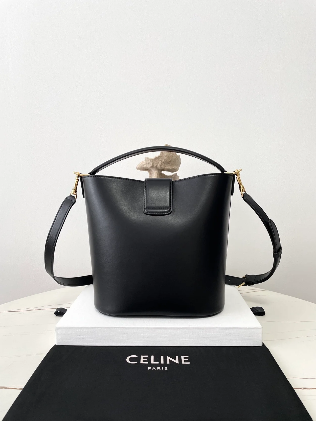 셀린느 미디엄 루이즈백